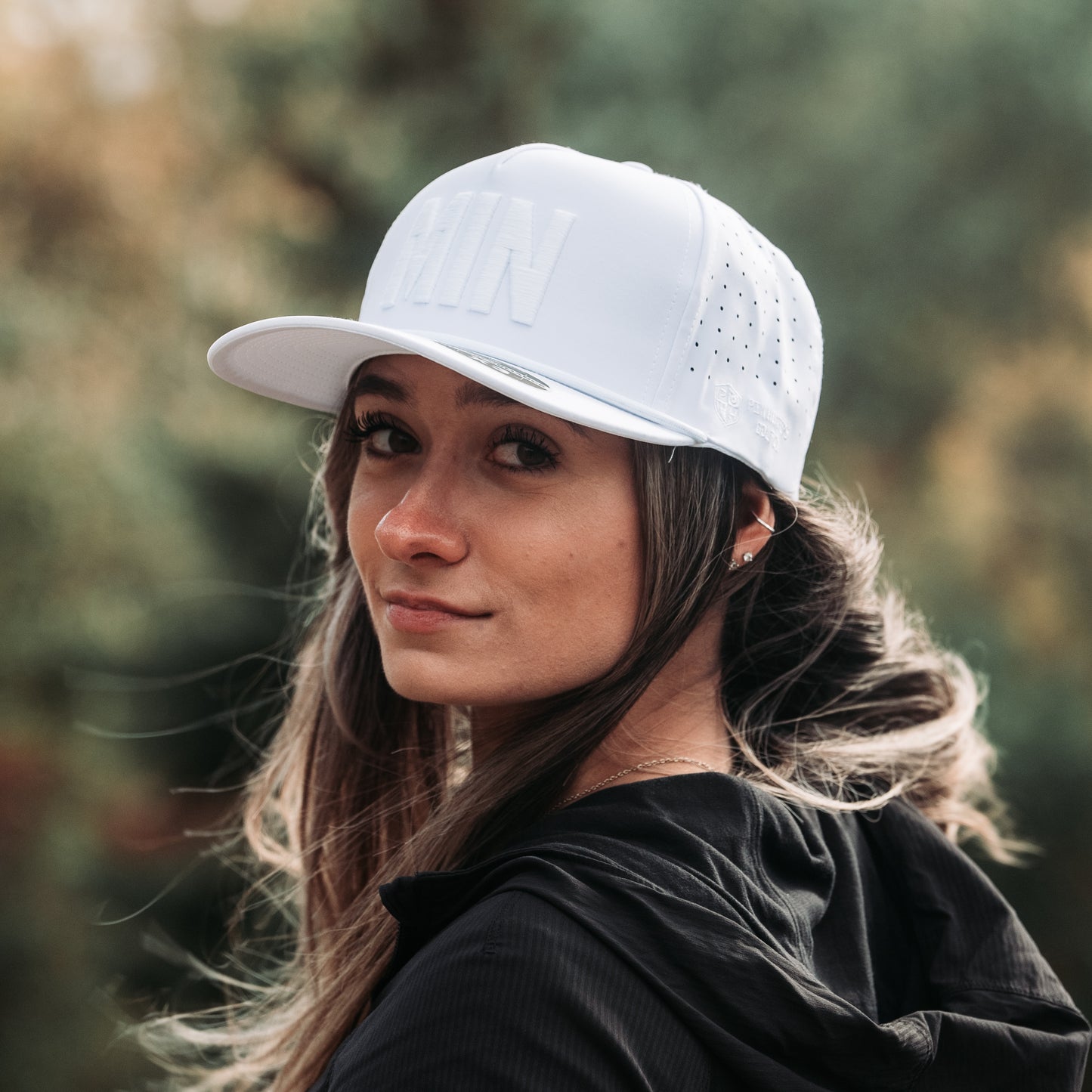 MIN Performance Hat - White